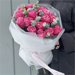 Пионовидные розы Кантри Блю 15 шт с эвкалиптом 10085 - фото 125